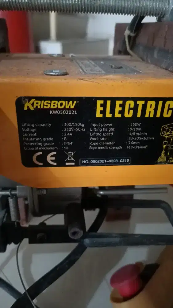 Mesin hois cap.300kg