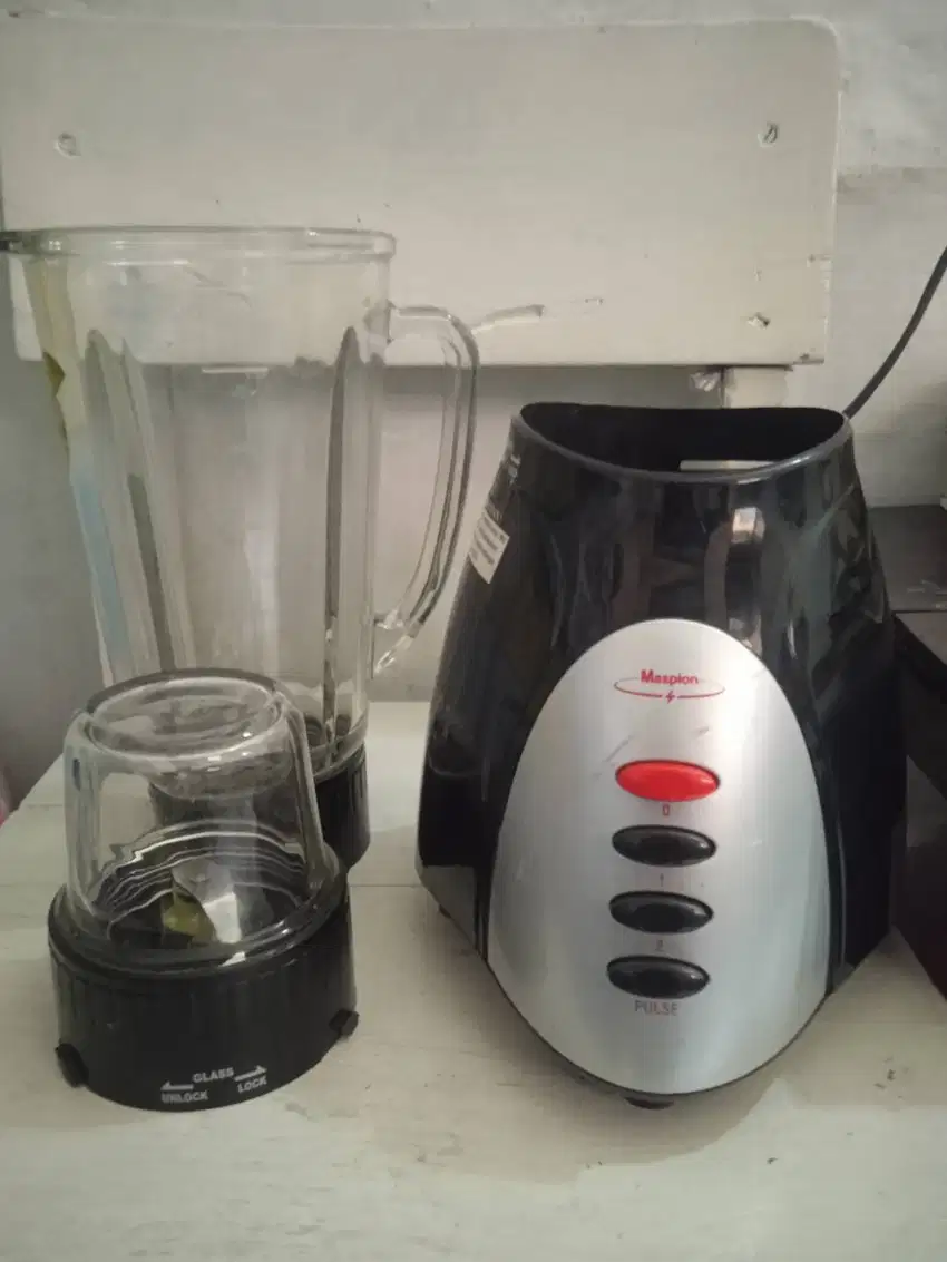 blender maspion mt 1569