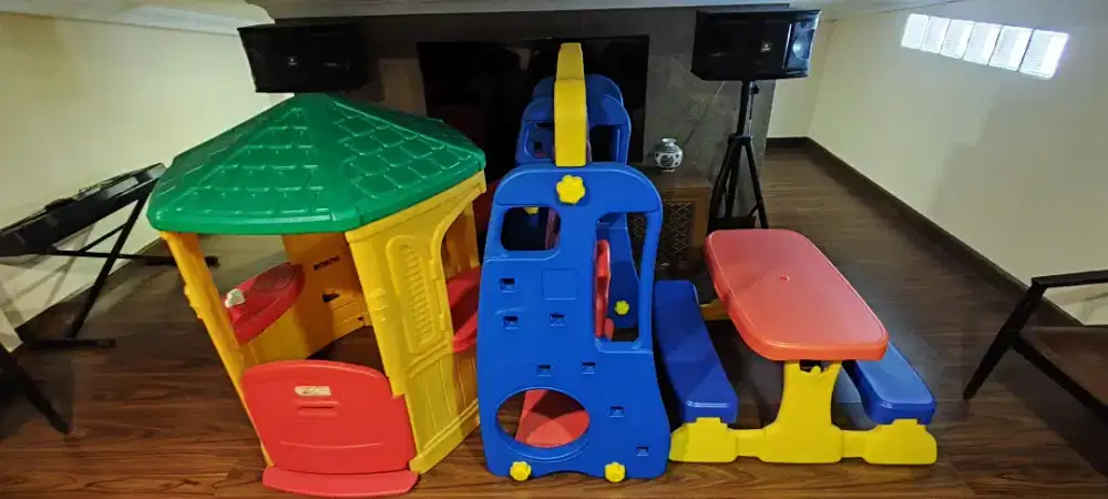 Perosotan anak,playhouse little tikes,meja lipat