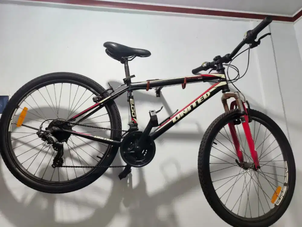 Sepeda MTB UNITED MONANZA 2.00