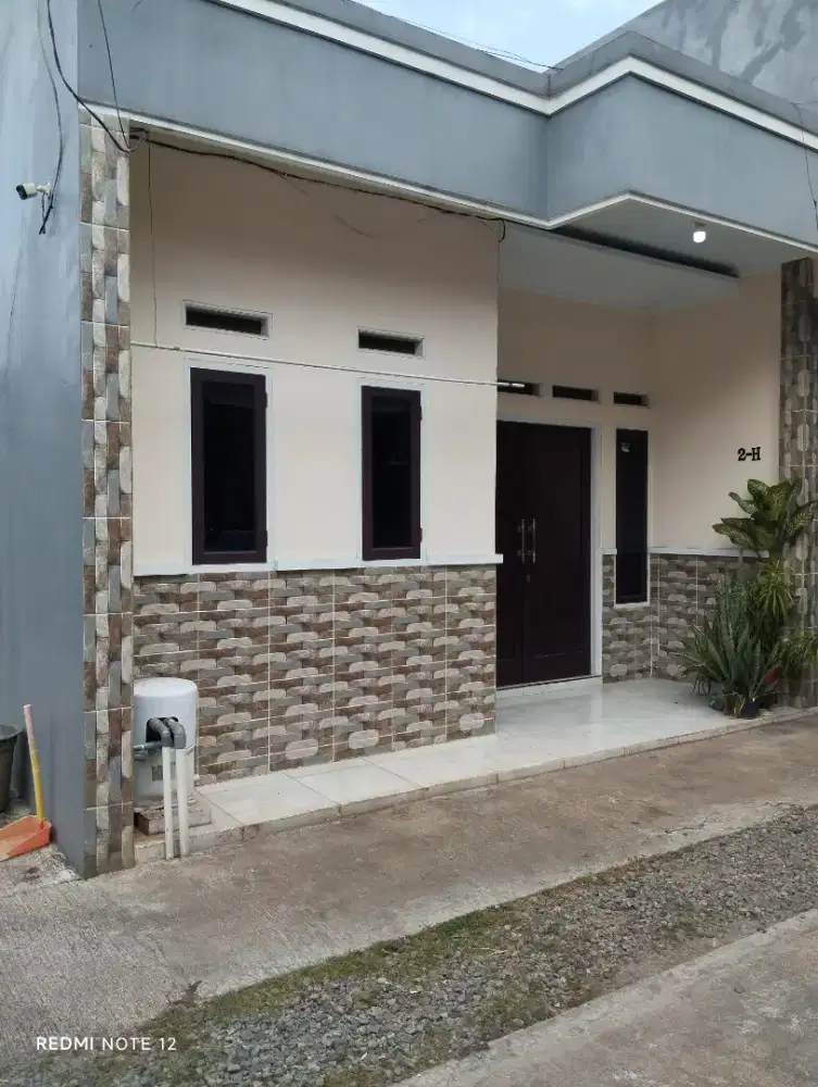 Kontrakan 2 kamar tahunan