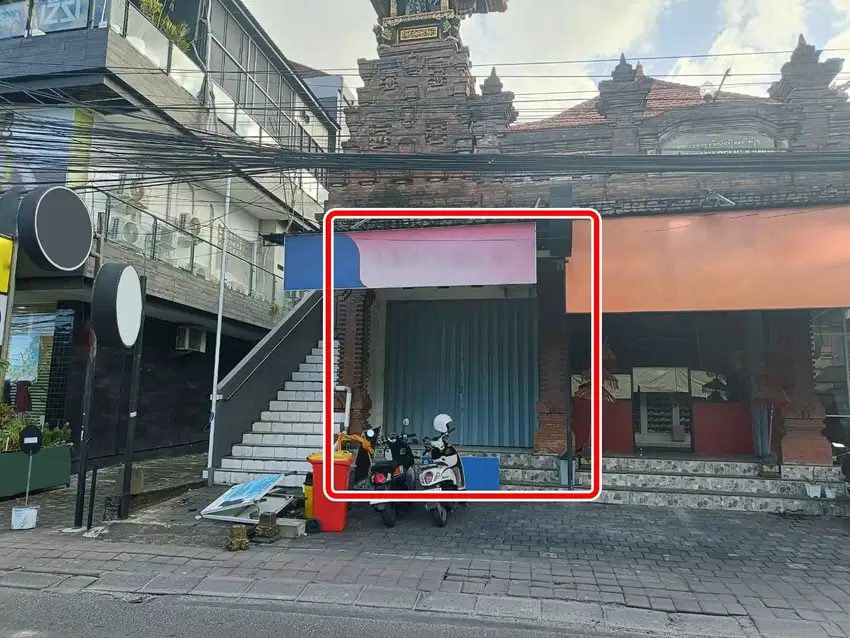 Di sewakan toko di Jl Batubeliq, Seminyak, Kerobokan