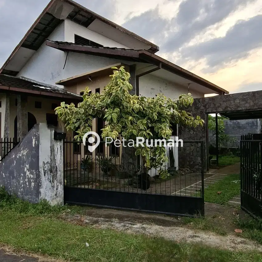 DIJUAL RUMAH JALAN STELLA III- DAERAH SELAYANG (MEIKY)