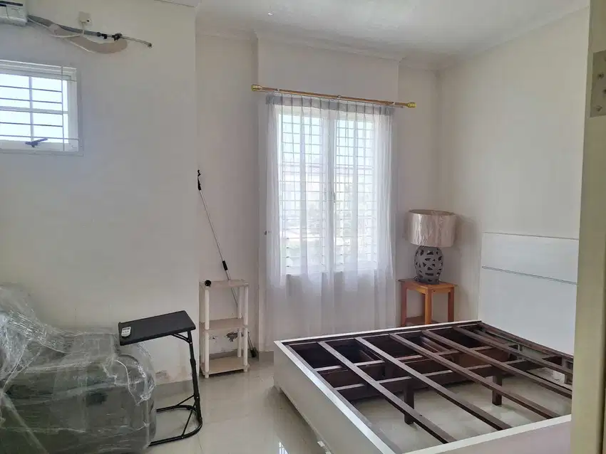 Dijual termurah banget, rumah 2 lt hook banci, jual rugi banget Suvarn