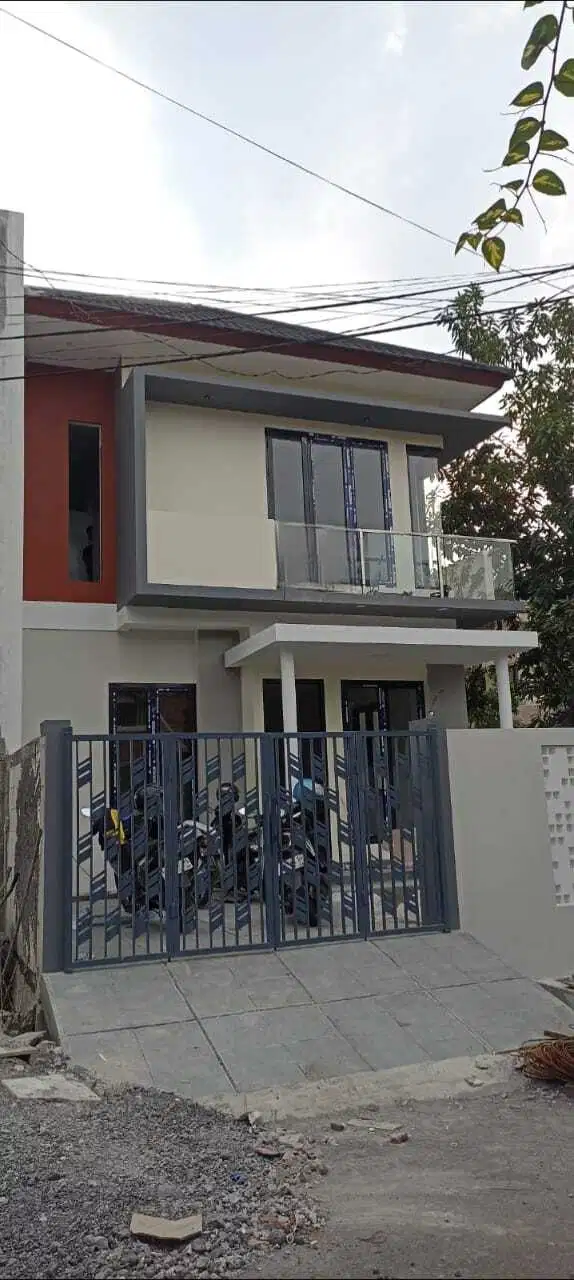 Dijual Rumah Baru Rungkut Asri Barat