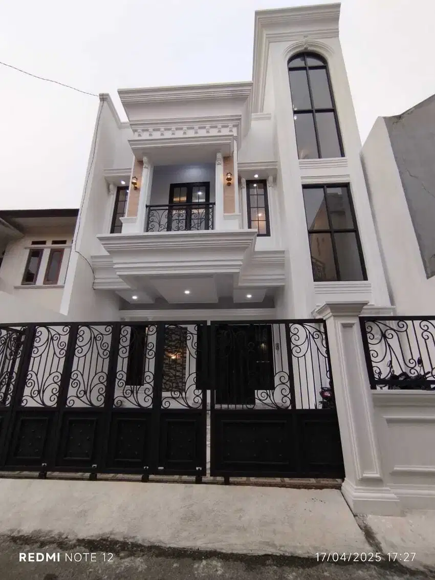 DiJual Rumah Modern Classic DiJagakarsa Jaksel