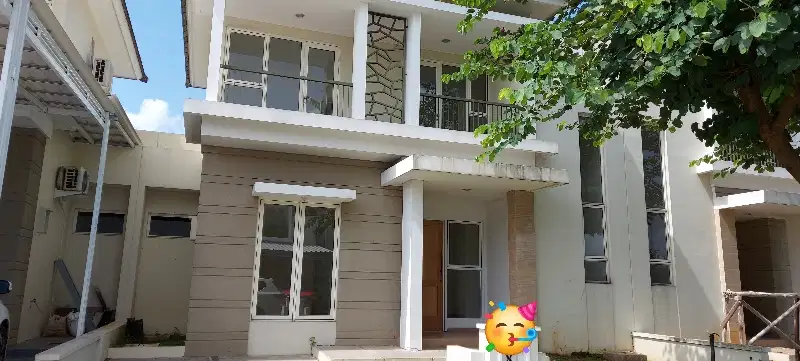 MURAH BANGET  Jual rumah 2 lantai 8x20 di Suvarna Sutera