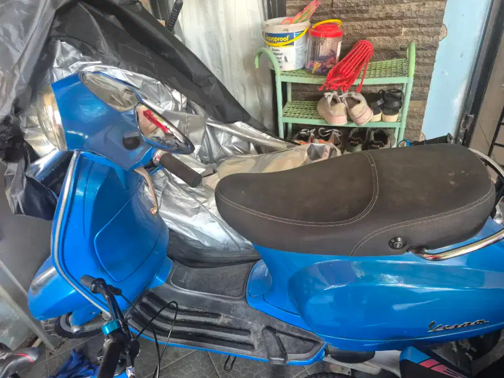 Piaggio Vespa LX 150 3v Low KM