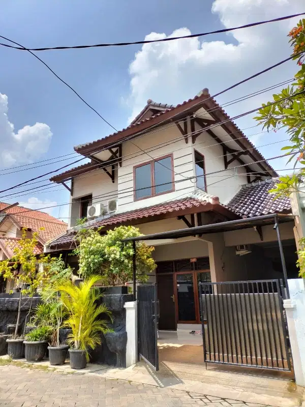 Rumah bagus  di Barata Karya