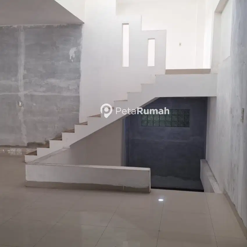 DIJUAL VILLA JALAN SETIA BUDI KOMPLEK TASBIH I (SANCHUN)