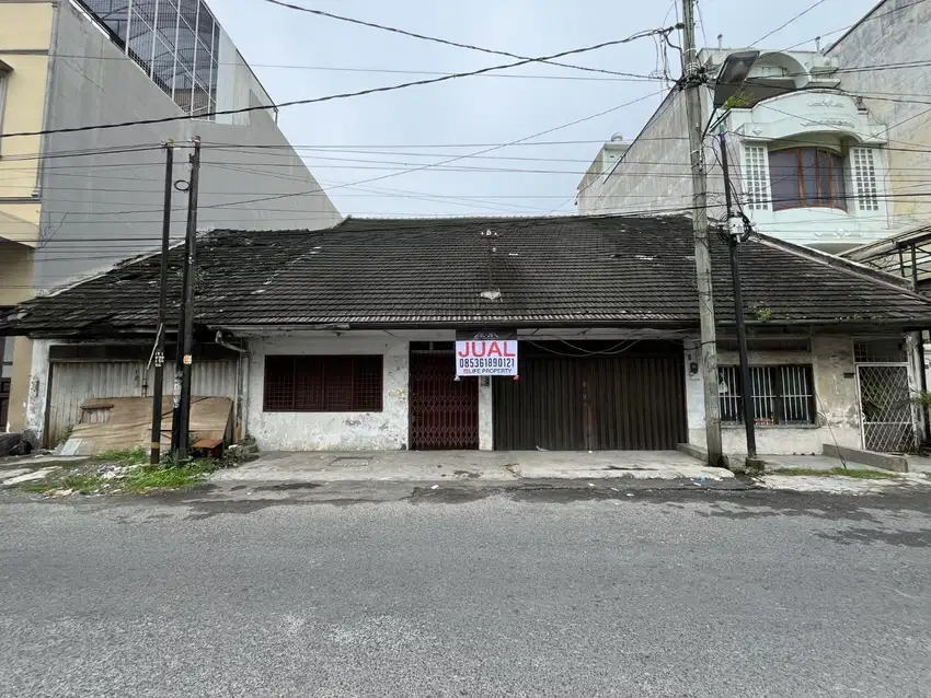 Rumah Tua / Tanah di Jalan Aceh ( Dekat Sumatera )