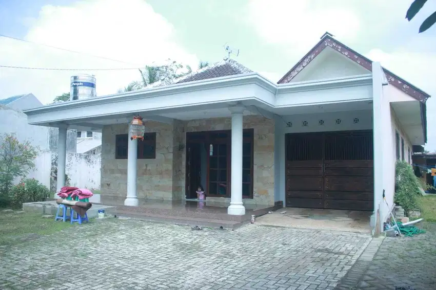 Dijual rumah huni, lokasi sangat strategis di area  Kota Malang
