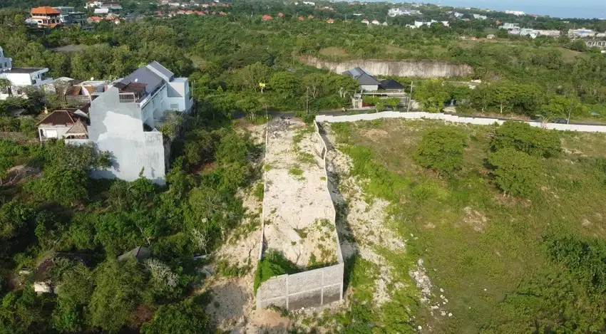 Land for Sale: 10 Are Plot in Ungasan