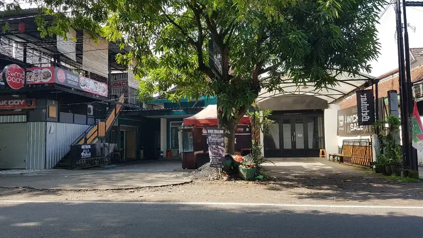 Rumah Hitung Tanah Tengah Kota Solo Jalan Kebangkitan Nasional