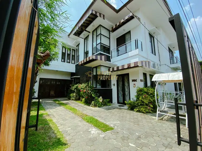 RUMAH MEWAH,DEKAT MALIOBORO.GONDOKUSUMAN YOGYAKARTA