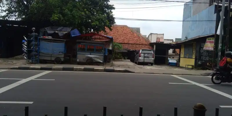 Tanah Lenteng Agung Strategis