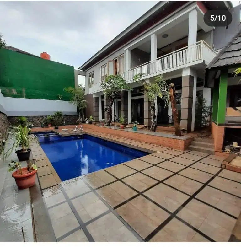 Dijual cepat Rumah mewah dengan private pool di Palem Puri Bintaro