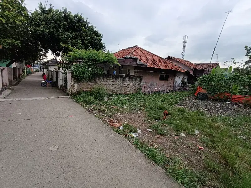 Dijual Murah Tanah Luas 348 m² Dekat Gerbang Toll Karawang Timur