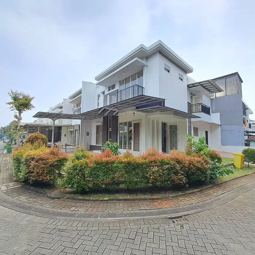 rumah corner 2 lantai, residence one bsd city, cluster red diamond