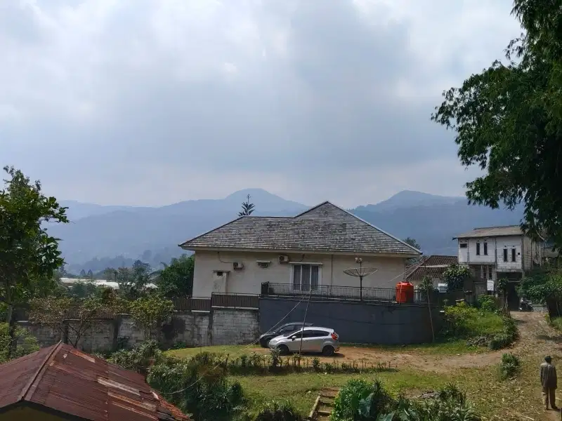 Villa Strategis Dekat Kebun Teh Gunung Mas Puncak Bogor