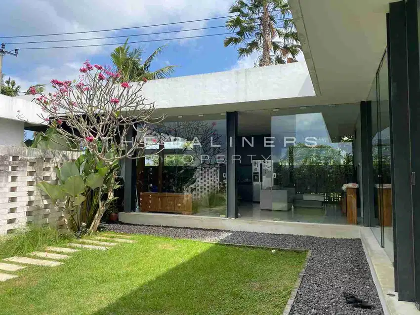 SPACIOUS VILLA IN GIANYAR WITH LEASEHOLD OWNERSHIP