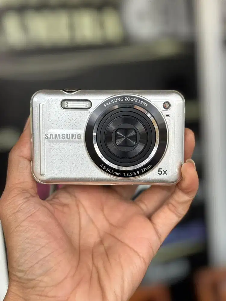 Samsung ES75 Mulus Normal Bonus Memory Siap pakai