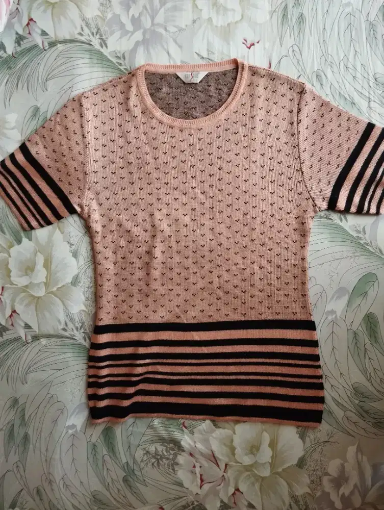 Kaos Rajut merek Scala