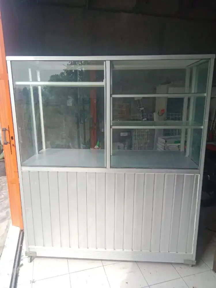 Etalase gerobak makanan alumunium