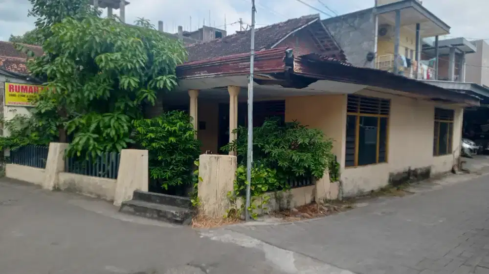 Rumah tinggal dan kos SHM dalam kota