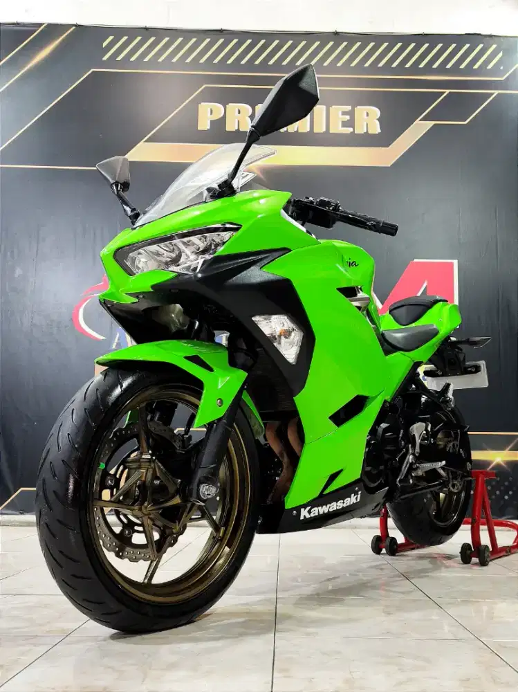 Kawasaki All-New Ninja 250 favorit Hijau mewah .Anugerah motor rungkut
