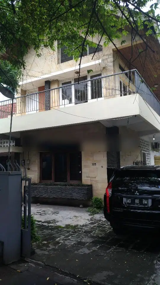 Rumah mewah megah zaman belanda.