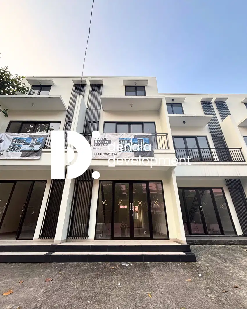 Ruko Baru 2.5 Lantai Desain Modern Minimalis di Duren Sawit