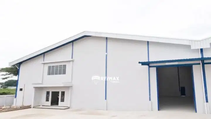 Disewakan gudang baru di millenium industrial park