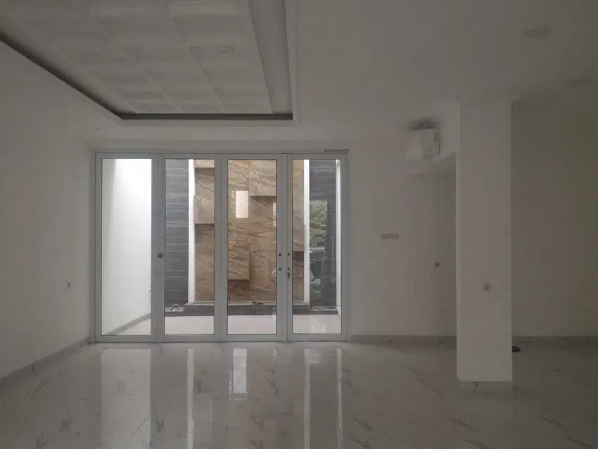 Rumah Murah 2Lantai SHM, Golf Lake Residence, Cengkareng Jakarta Barat