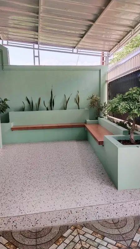 Dijual Rumah di Kalimulya. Pemilik mau pindah ke luar kota.