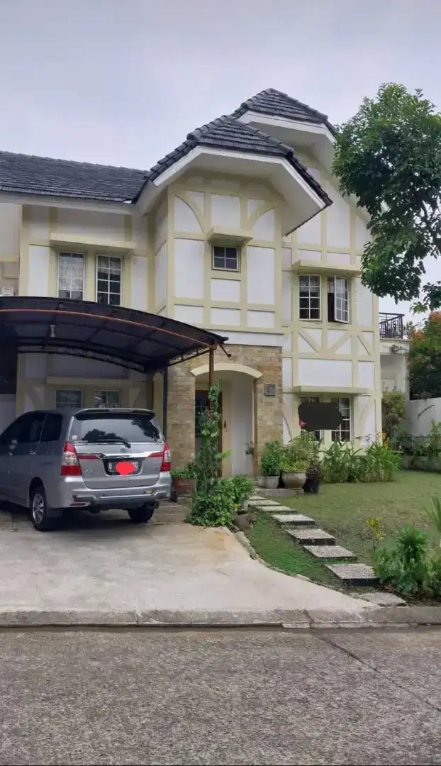 DIJUAL RUMAH CANTIK SENTUL CITY