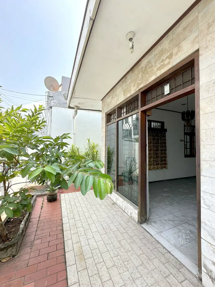 Dijual Rumah jalan Sangihe dalam Blok Cideng