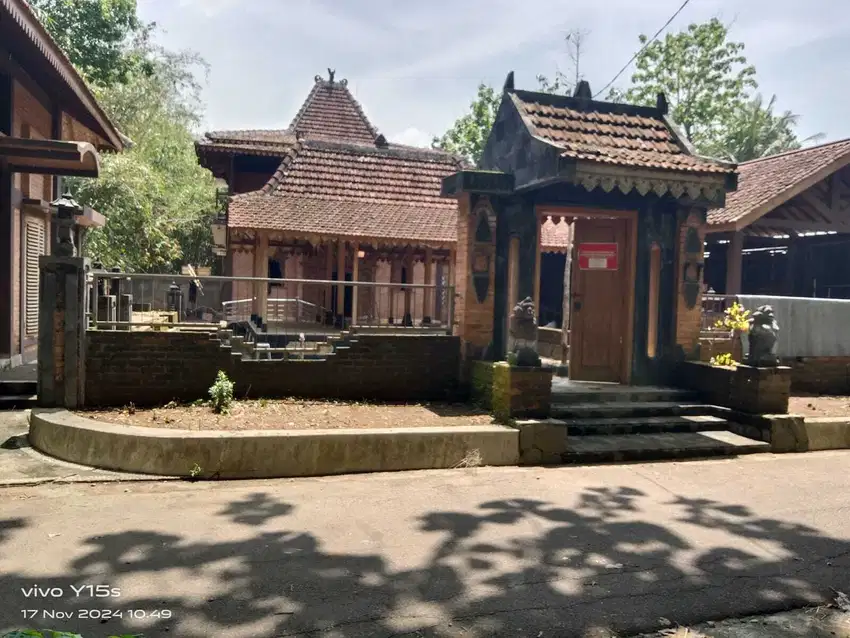 RUMAH BESAR TANAH LUAS DIJUAL CEPAT DI MINGGIR SLEMAN