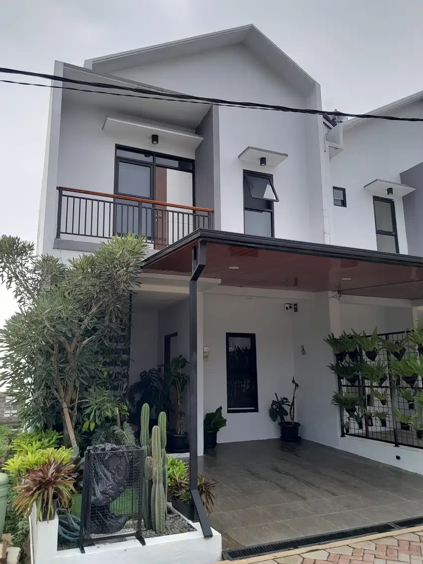 Villa 2 Lantai Lokasi strategis dekat KCIC di Padalarang Cuaca Sejuk