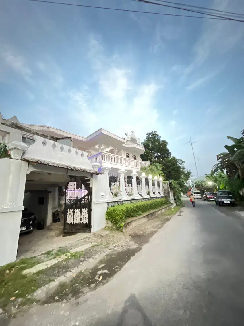 Rumah sangat strategis li gkungan pusat kota mantrijeron