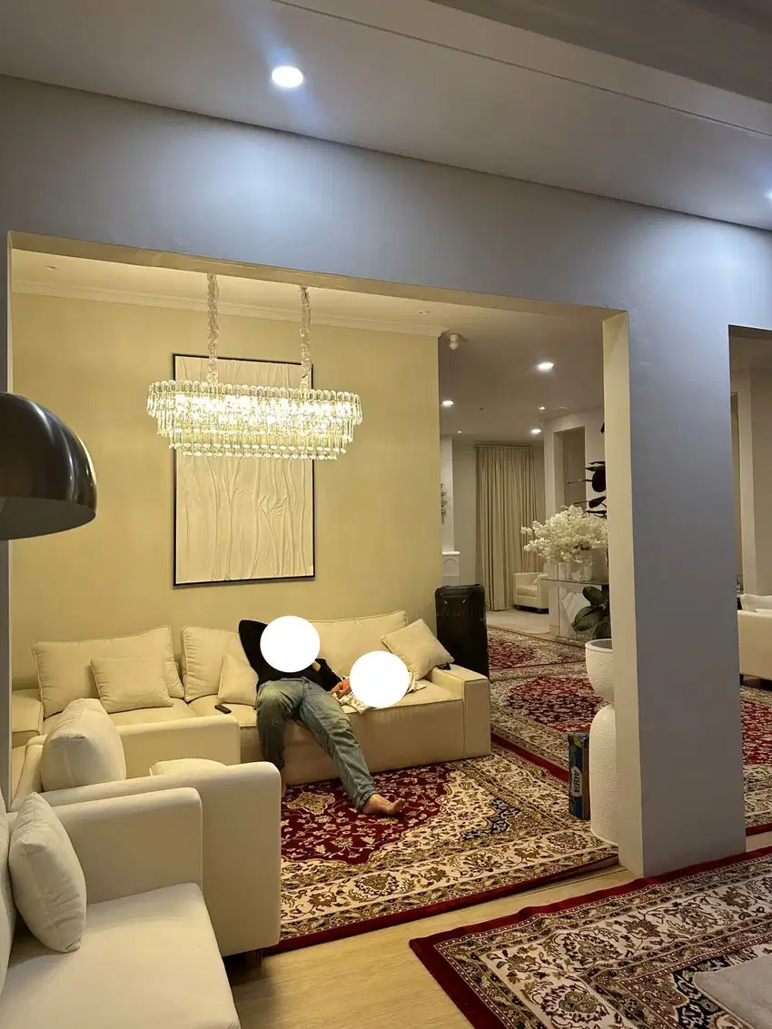 Rumah HOOK Full Furnished dengan Luas Tanah 214m2 di Gading Serpong