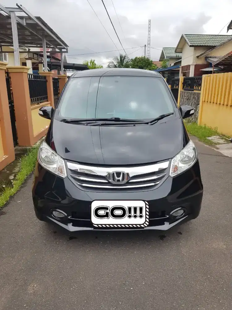 Freed 2013 tipe E PSD AC double digital