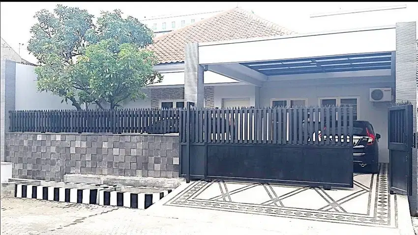 Dijual rumah kendangsari dekat raya jemursari (luas 325 m2)