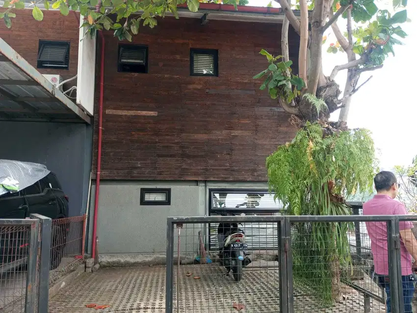 Rumah nyaman unik Full Furnish di Griya Cikutra view kota Bandung