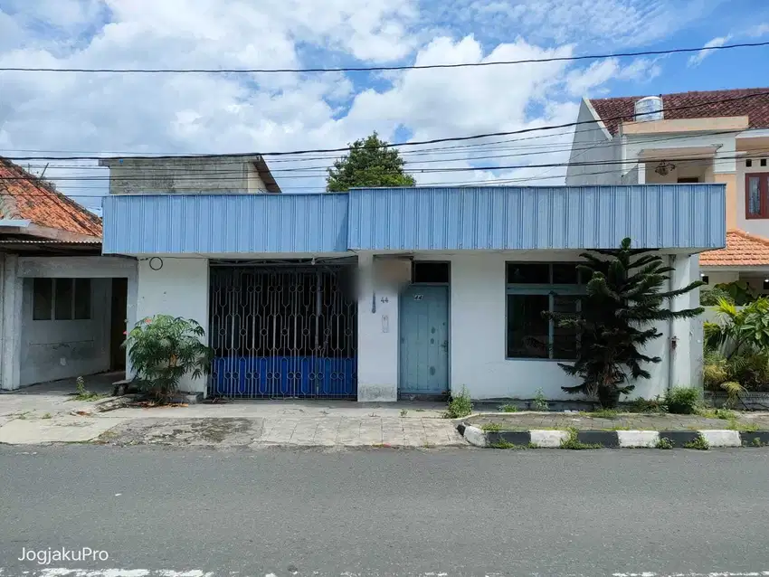 Tanah strayegis pinggir jalan utama pakualaman kodya
