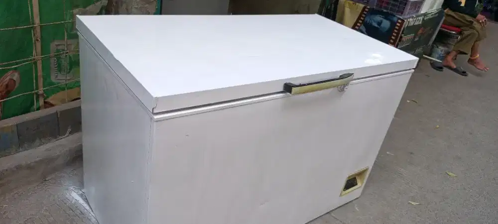 Frezer Gea 420 liter ORI blm pernah diservic