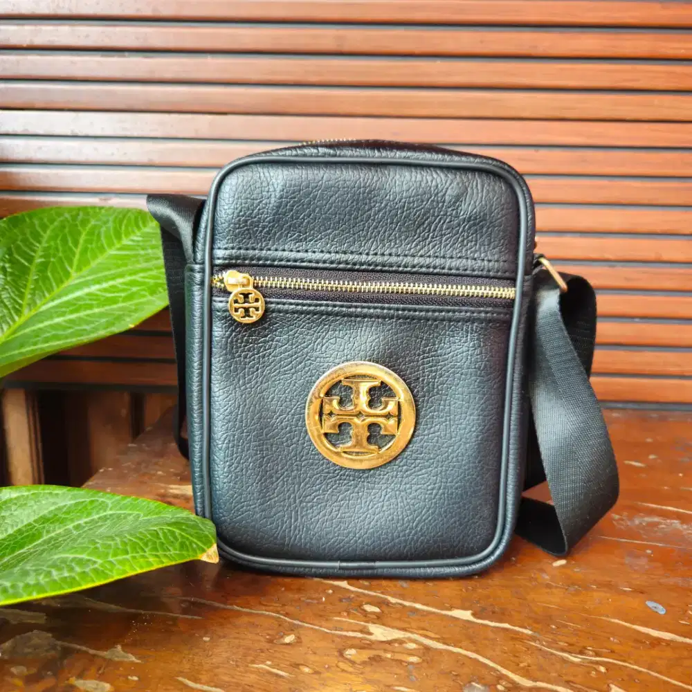 TORY BURCH TAS SELEMPANG PRIA