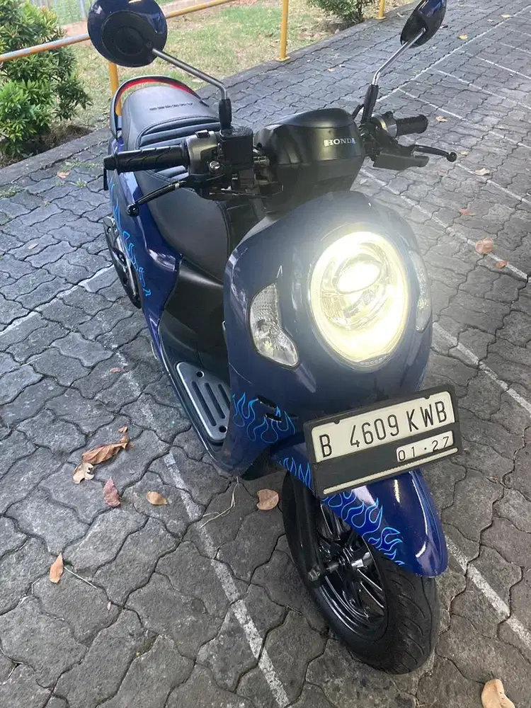 Scoopy gen 2/ ban donat