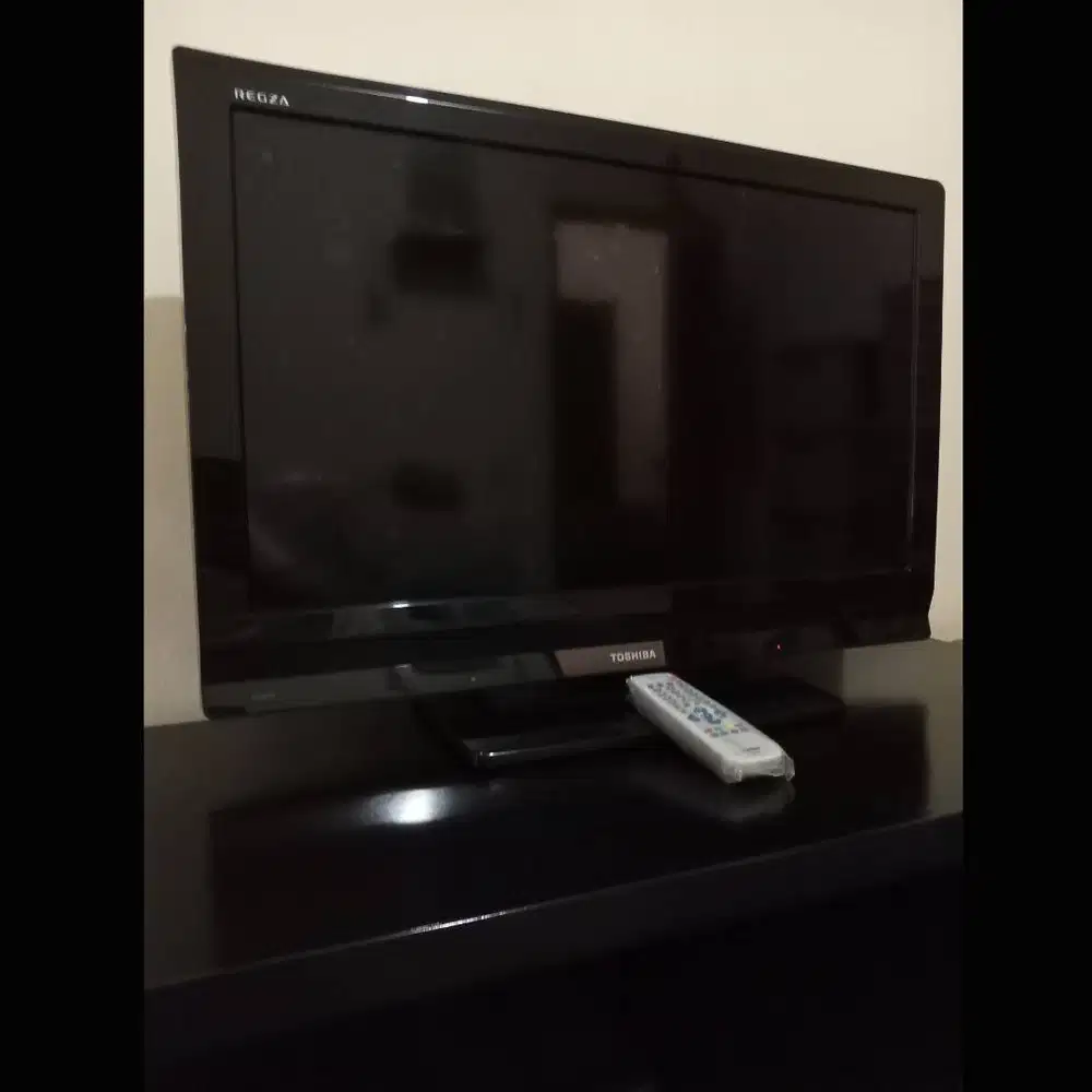 TV LCD TOSHIBA 32 INCI ANALOG kondisi layar tidak ada gambar