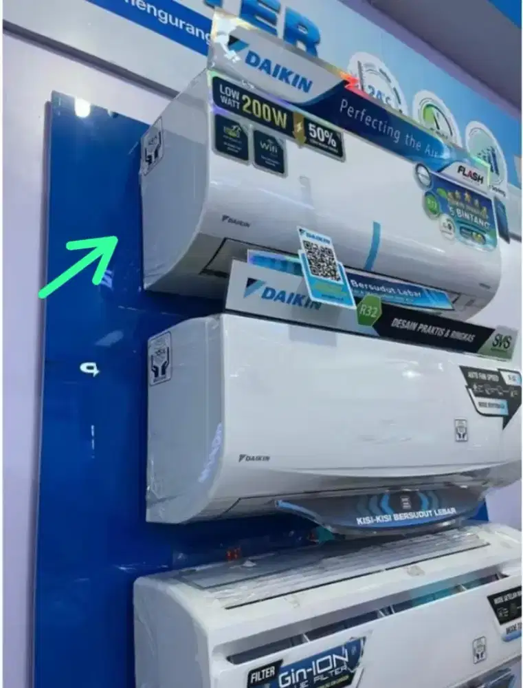 Ac Daikin Inverter 1/2 pk 15UV Plus pemasangan